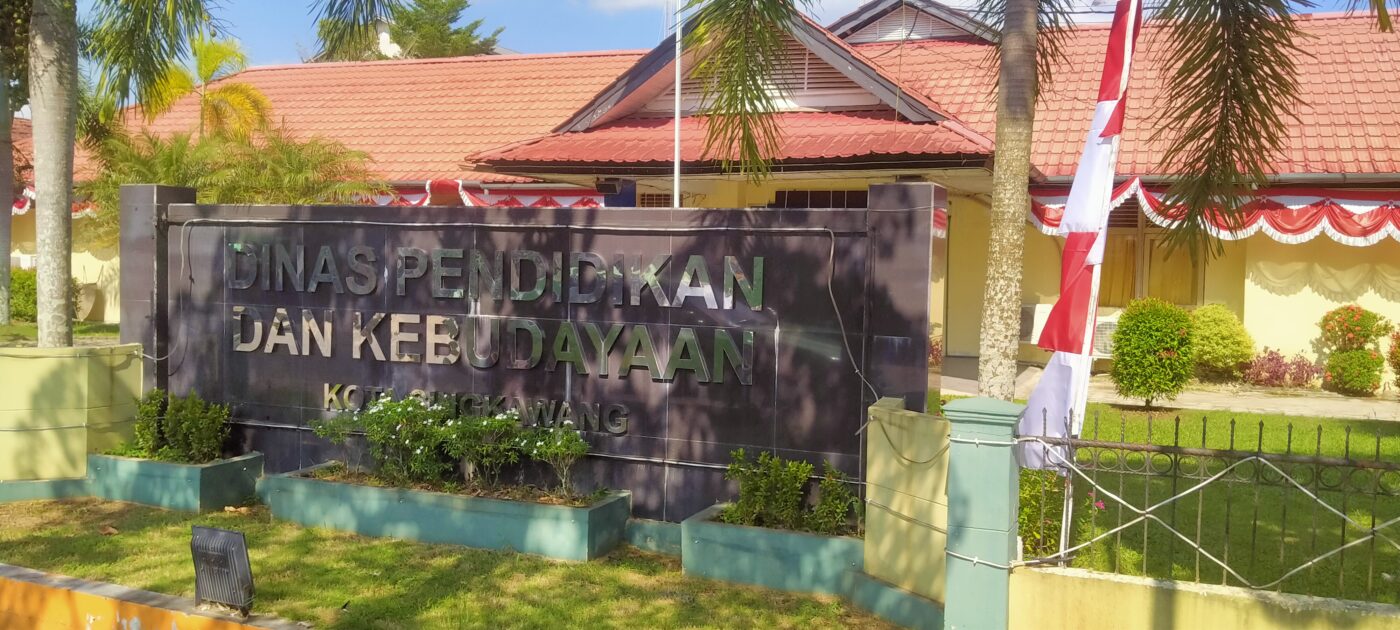 Gedung Kantor Dinas Pendidikan dan Kebudayaan Kota Singkawang